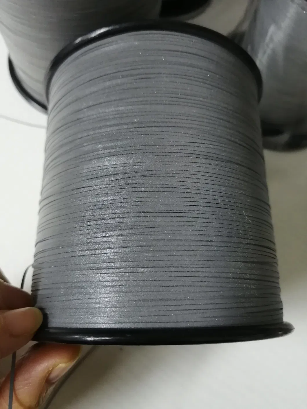 Double Side High Light Reflective Thread Fabric Yarn for Knitting Weaving Embroidery